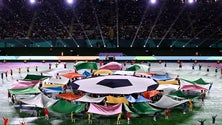 Imagem de Mundial arrancou festivo em Auckland, após tiroteio matinal