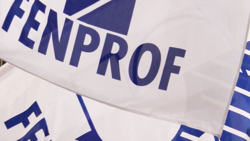 Imagem de Fenprof pede mais tempo para professores corrigirem provas de aferição