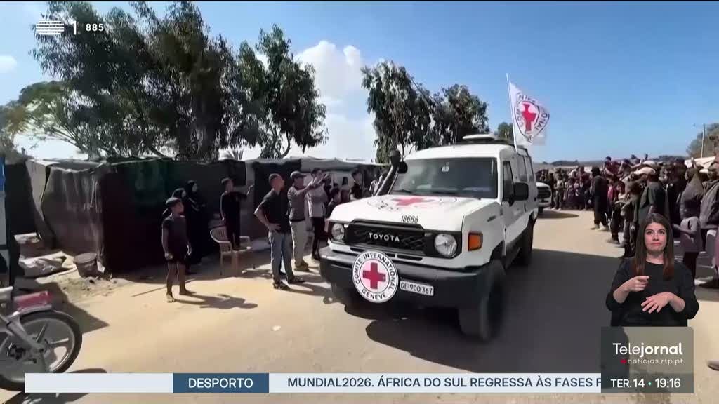 Hamas falha entrega de corpos. Israel suspende abertura da passagem de Rafah