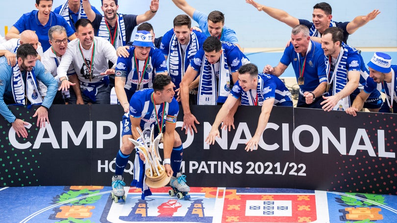 Imagem de FC Porto campeão supera Benfica no palmarés do Nacional de hóquei em patins