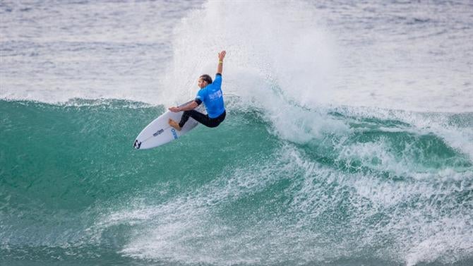 Frederico está na final do Ballito Pro de surf na África do Sul