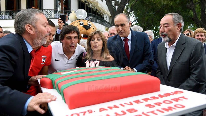 Imagem de Marítimo comemora 107 anos com felicidade e com o sonho de uma academia