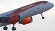 Covid-19: easyJet anuncia novos cancelamentos de voos