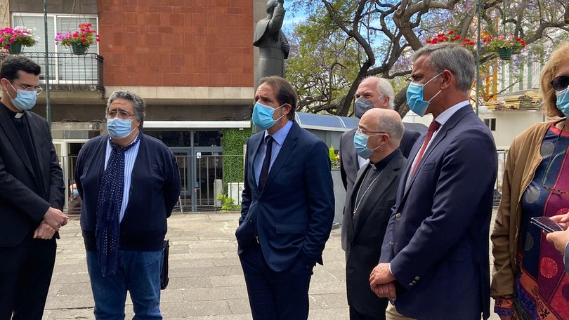 Imagem de Governo pondera novas medidas para a cultura