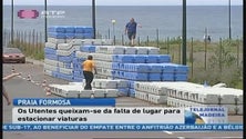 Imagem de Utentes da Praia Formosa queixam-se de falta de espaço para estacionar (Vídeo)