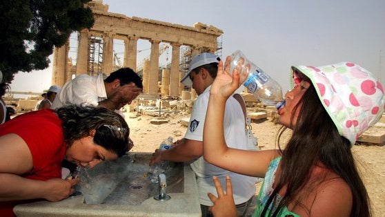 Temperaturas podem atingir os 45 graus na Grécia