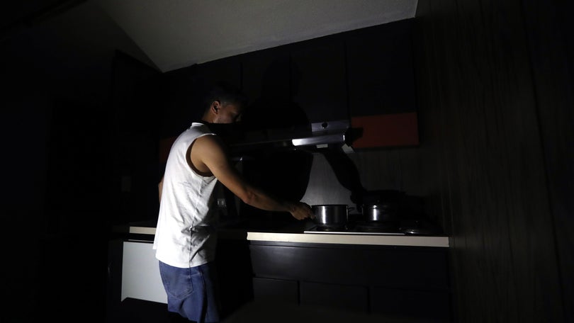 Imagem de Novo apagão deixa grande parte da Venezuela às escuras