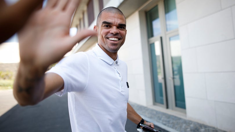 Pepe dispensado da seleção portuguesa devido a problemas físicos