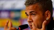 Imagem de Dani Alves reafirma inocência e nega violação