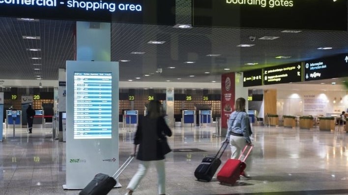 Viajantes do Reino Unido sem testes negativos à chegada à Madeira obrigados a dupla testagem