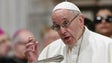 Papa está preocupado com a homossexualidade no clero