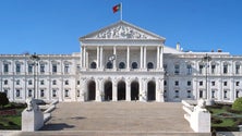 Imagem de Açores e Madeira temem que diploma para simplificar contratos públicos ponha em causa transparência