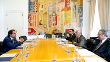 Imagem de Governo da Madeira entrega ao Primeiro-Ministro  memorando sobre hospital, mobilidade e dívida