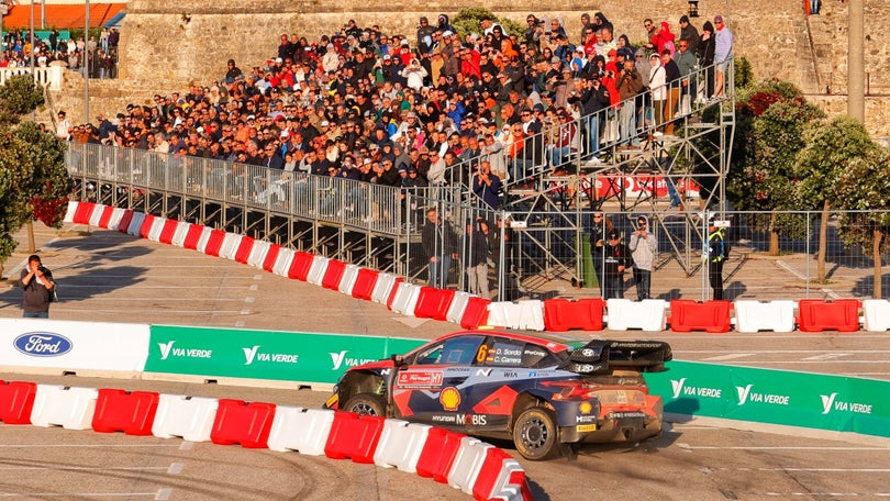 Imagem de Rali de Portugal: Superespecial provoca enchente na Figueira da Foz