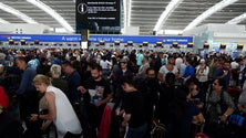 Falha informática cria caos nos aeroportos do Reino Unido