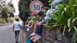 Imagem de Rali Vinho Madeira: Cerca de 50% do público que assistiu à prova no Santo da Serra não usou máscara (Vídeo)