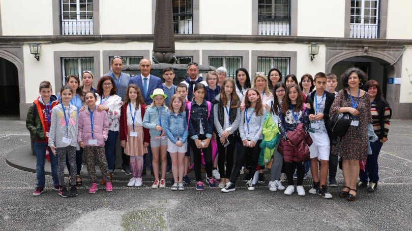 Imagem de Alunos da Lombada recebidos pelo Secretário da Educação