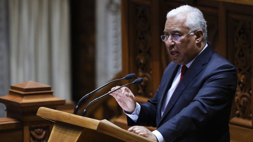 Imagem de Covid-19: Costa avisa que não é possível retomar a atividade sem constrangimentos