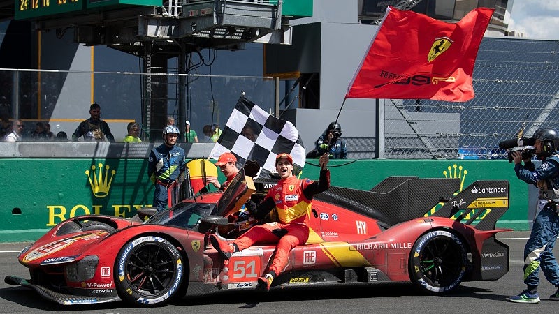 Imagem de Ferrari faz história e vence edição do centenário das 24 Horas de Le Mans