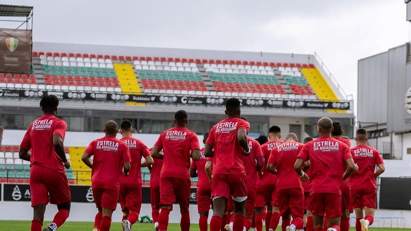 Imagem de SAD do Estrela da Amadora diz que está devidamente licenciada para disputar I Liga