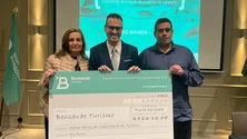 Imagem de André Carvalho distinguido como melhor aluno do curso de turismo da UAÇ (Vídeo)