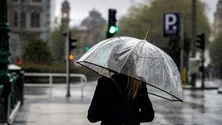 Domingo com aviso laranja em relação à chuva (áudio)