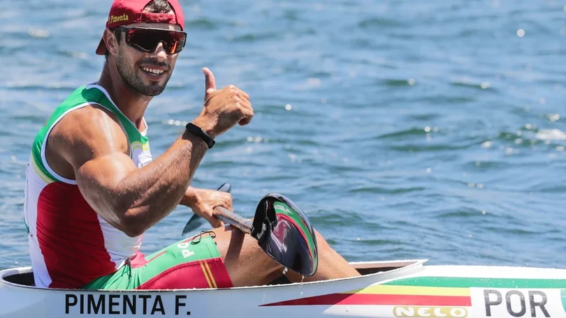 Imagem de Fernando Pimenta medalha de bronze na prova de K1 500