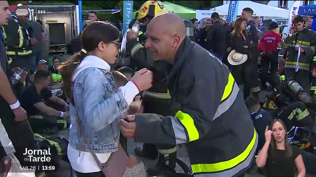 Bombeiros homenageiam em Braga os que perderam a vida