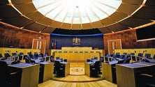 Imagem de Deputados testam negativo