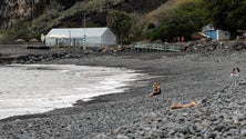 Imagem de Pouca afluência às praias e aos complexos balneares (Vídeo)