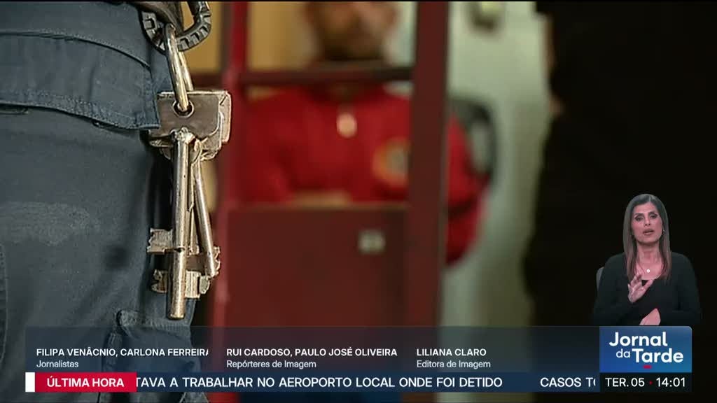 Reclusos do estabelecimento prisional de Lisboa em protesto contra falta de condições