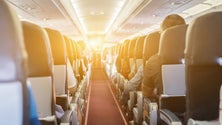 Imagem de Profissionais de saúde, proteção civil e educação devem restringir viagens não essenciais – IASAÚDE (Áudio)