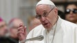 Papa defende economia que crie trabalhos decentes