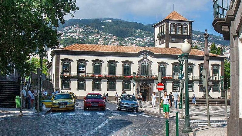 Imagem de Câmara do Funchal foi alvo de busca pela Polícia Judiciária