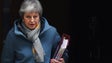 Imagem de Theresa May pede adiamento da saída até 30 de junho