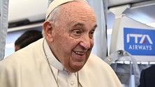 Imagem de Papa chega à Hungria para uma visita de três dias