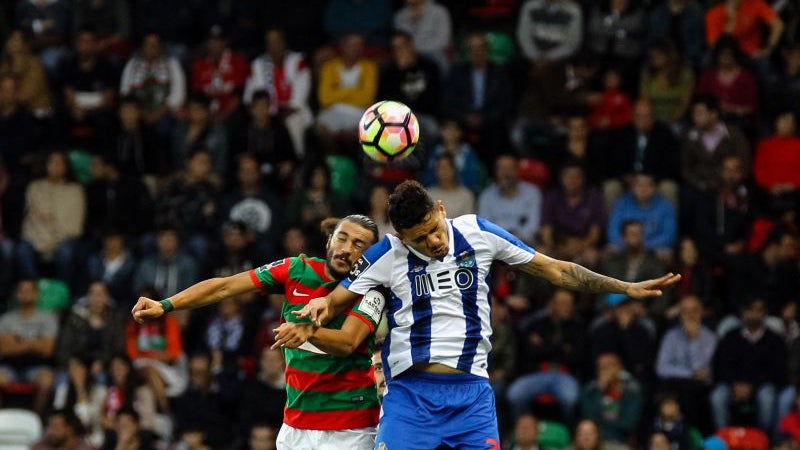 FC Porto procura ganhar embalagem para o título na visita ao Marítimo