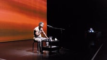 Imagem de «O Homem que não viu a baleia passar» apresentado hoje no Teatro Baltazar Dias (áudio)