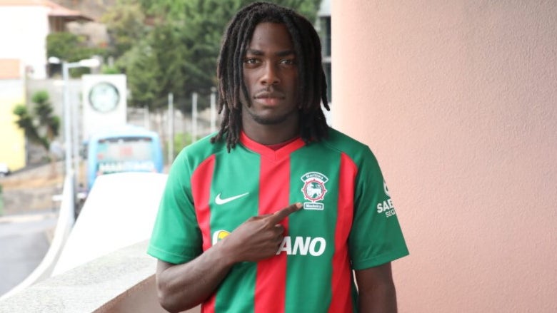 Imagem de Daniel Silva assinou contrato profissional