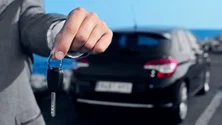 Imagem de Falta carros para alugar nos picos de maior ocupação turística (áudio)
