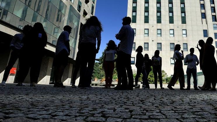 Imagem de Taxa de jovens `nem-nem` recua na UE para mínimos de há dez anos