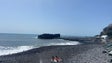Imagem de Tempo quente levou muitos madeirenses até à praia (vídeo)