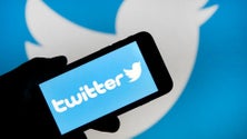 Imagem de Twitter reforça exigências para a atribuição de contas de confiança