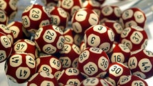 Euromilhões de hoje com jackpot de 61 milhões de euros