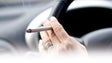 Mais de metade dos condutores fuma dentro do carro