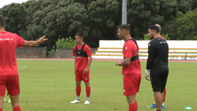 Santa Clara apresenta novos jogadores (Vídeo)