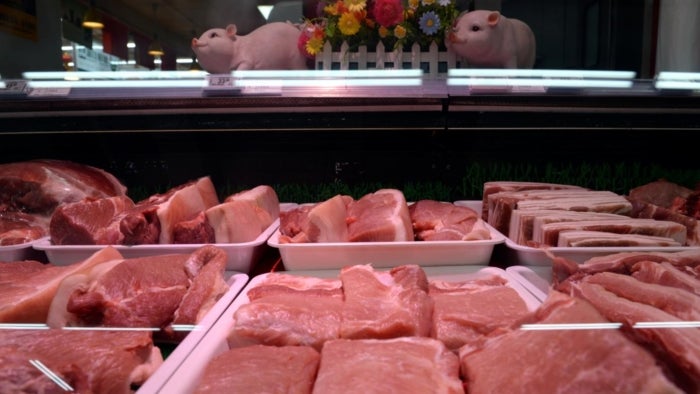Imagem de Covid-19: China deteta vírus em carne de porco importada de França