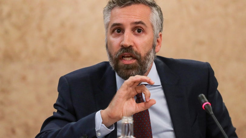 Imagem de «Se estiver em incompatibilidade cumprirei sanção que me for aplicada»