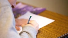 Imagem de Confinamento com escolas abertas reduz índice de transmissibilidade abaixo de um