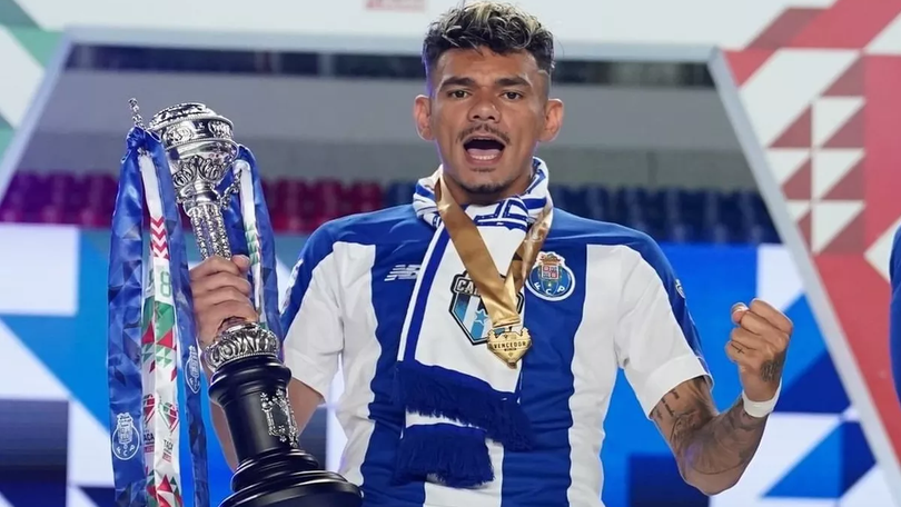 Imagem de Tiquinho Soares interpôs ação judicial contra FC Porto por alegada dívida